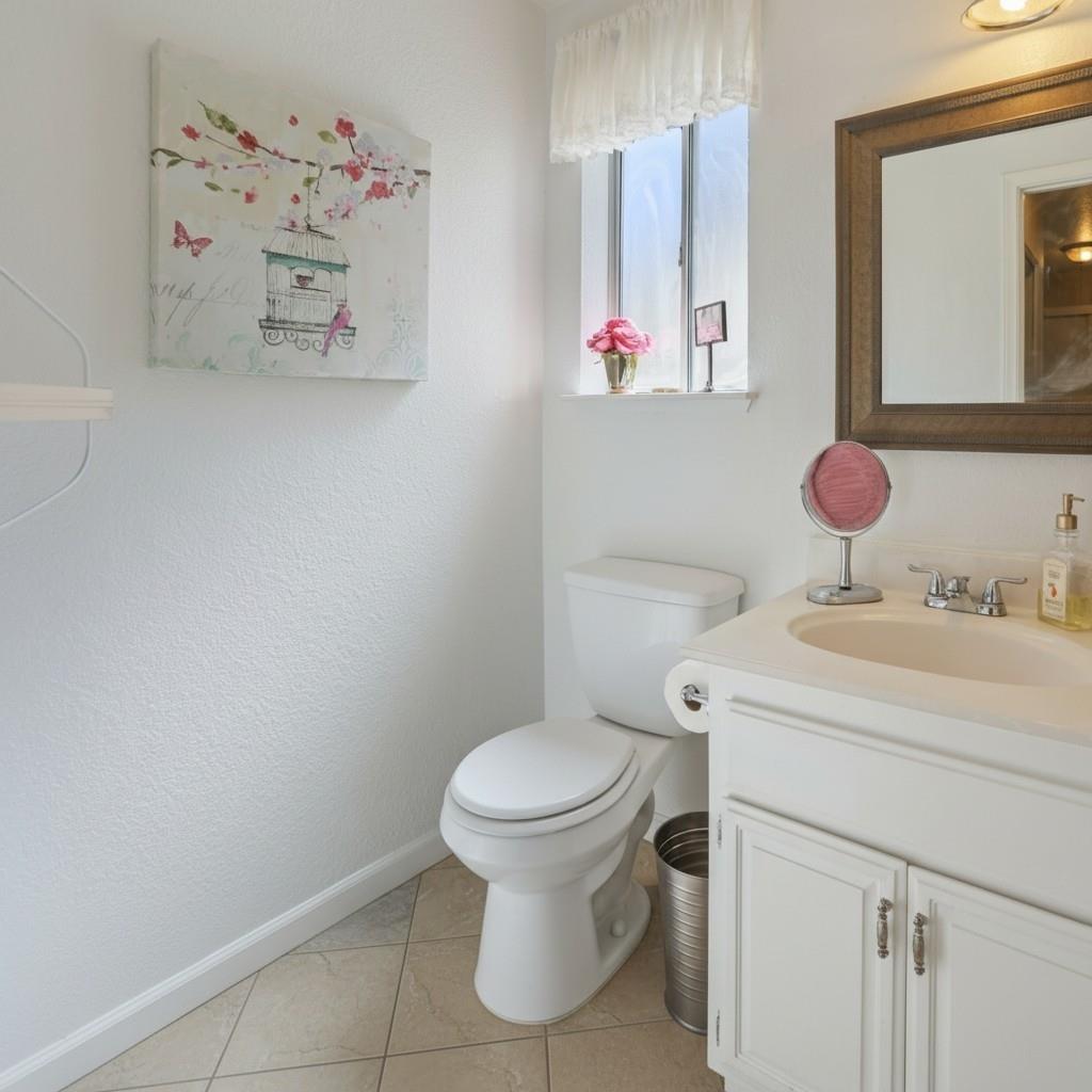 8052 Omega Way, Stockton, CA 95212 photo 2