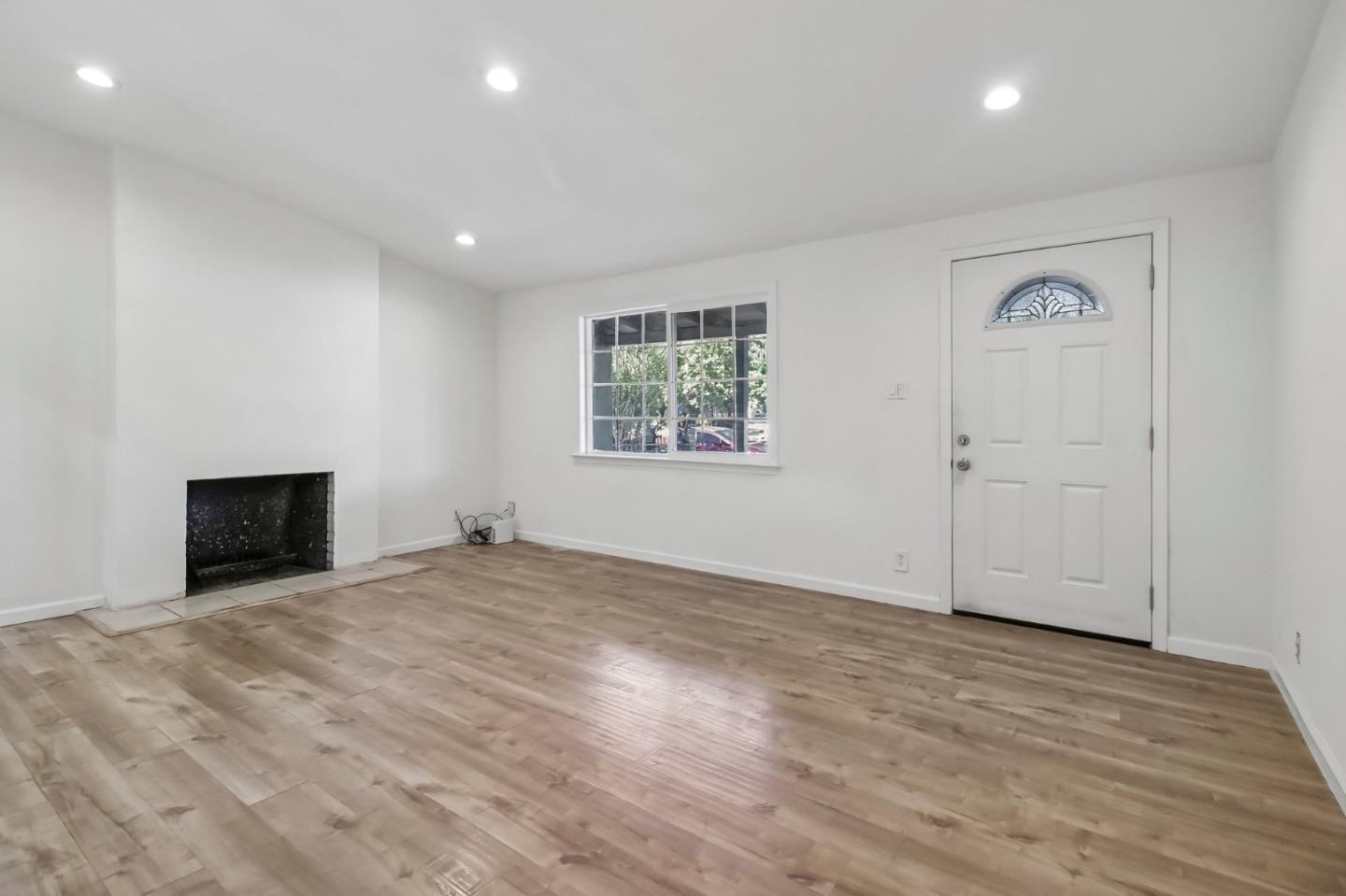 10081 Kenilworth WAY, SanJose, CA 95127, Photo 3