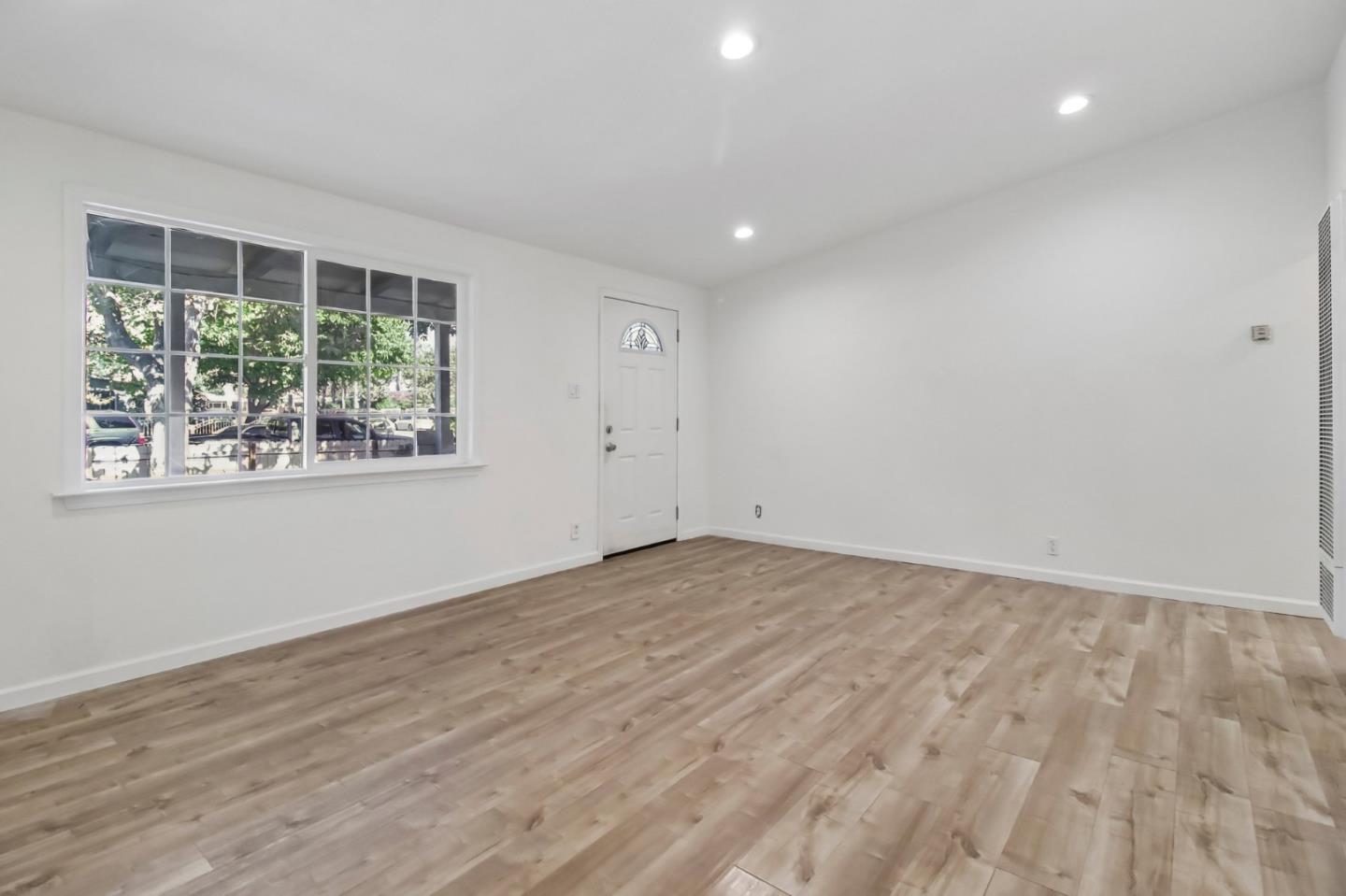 10081 Kenilworth WAY, SanJose, CA 95127, Photo 6