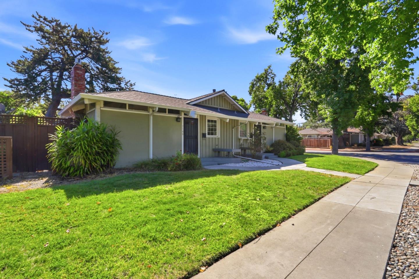718 Millich DR B, Campbell, CA 95008, Photo 2