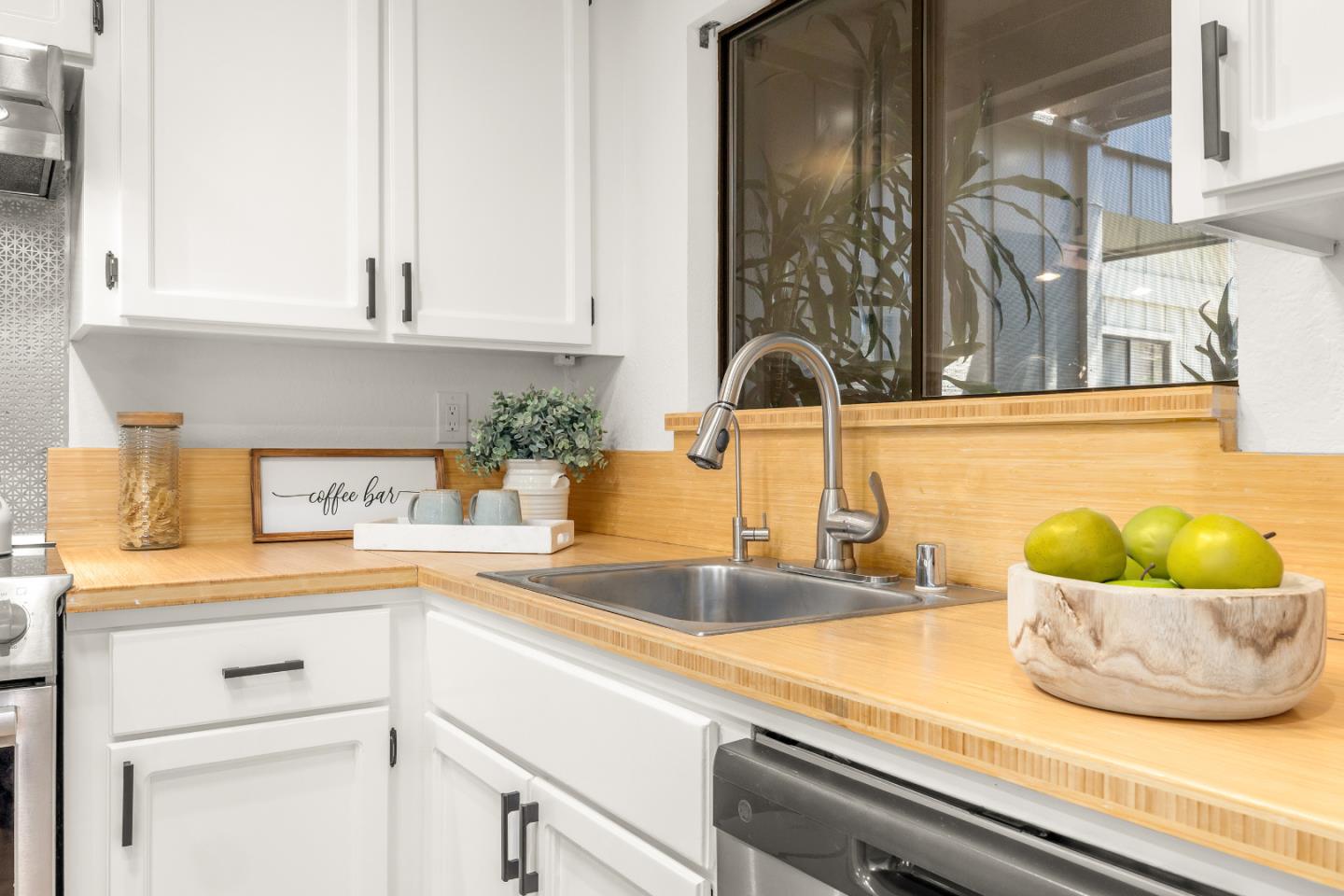 574 Spinnaker CT, SantaCruz, CA 95062, Photo 6