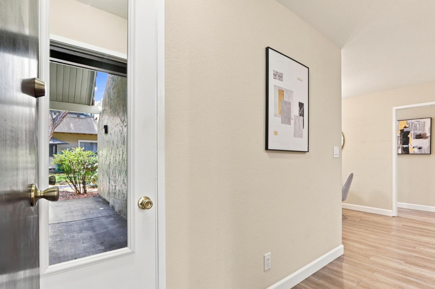 309 Tradewinds DR 15, SanJose, CA 95123, Photo 5