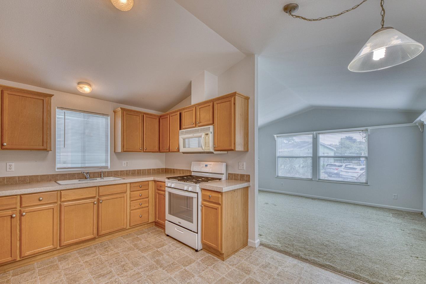 3320 Del Monte BLVD 21, Marina, CA 93933, Photo 6
