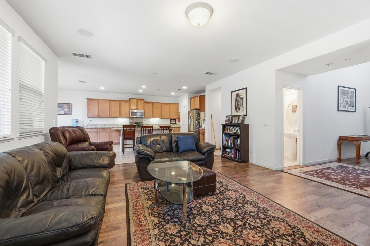 290 Heartland Dr, Hollister, CA 95023 photo 8