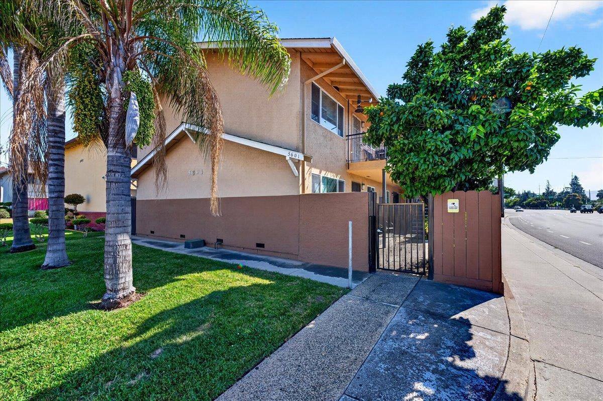 5601 Hoffman CT, SanJose, CA 95118, Photo 2