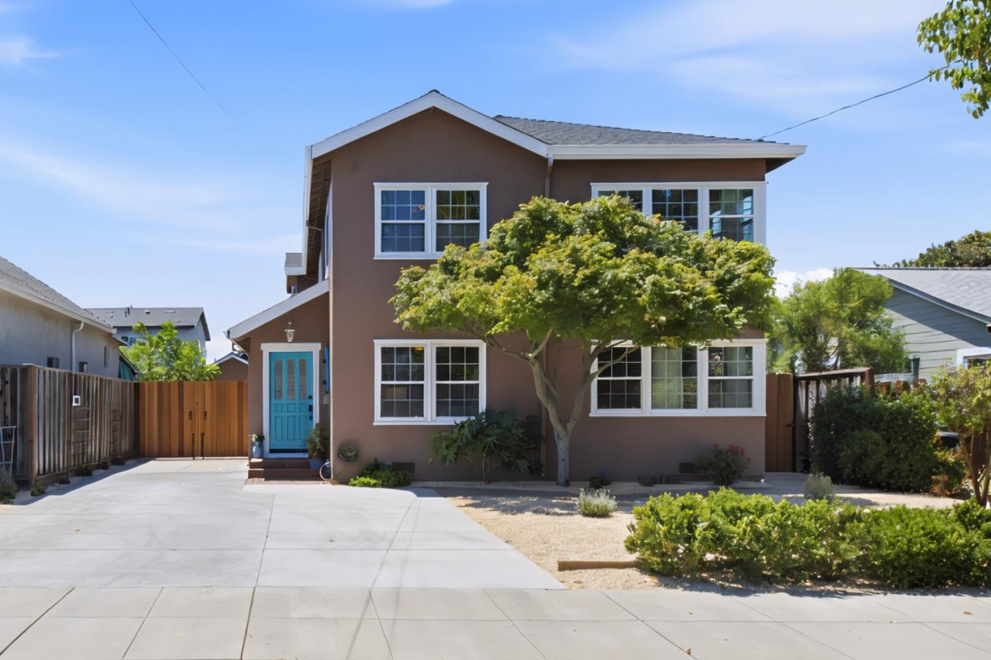 415 N 19th ST