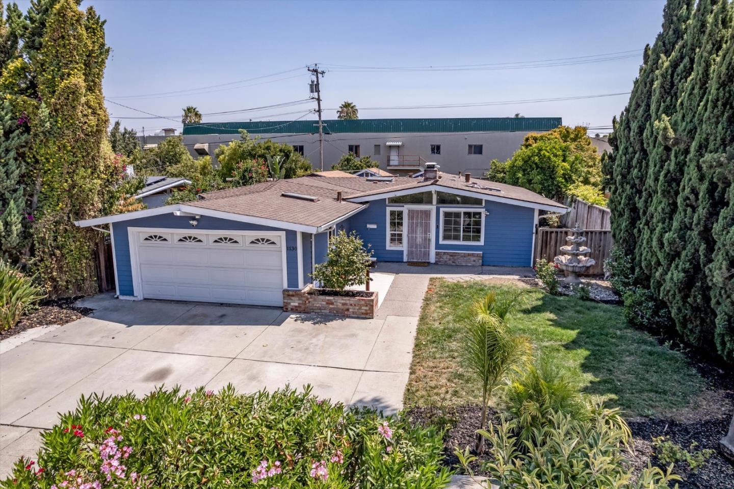 1138 Stoneylake CT