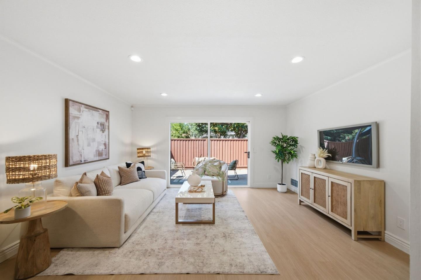 1081 Reed AVE B