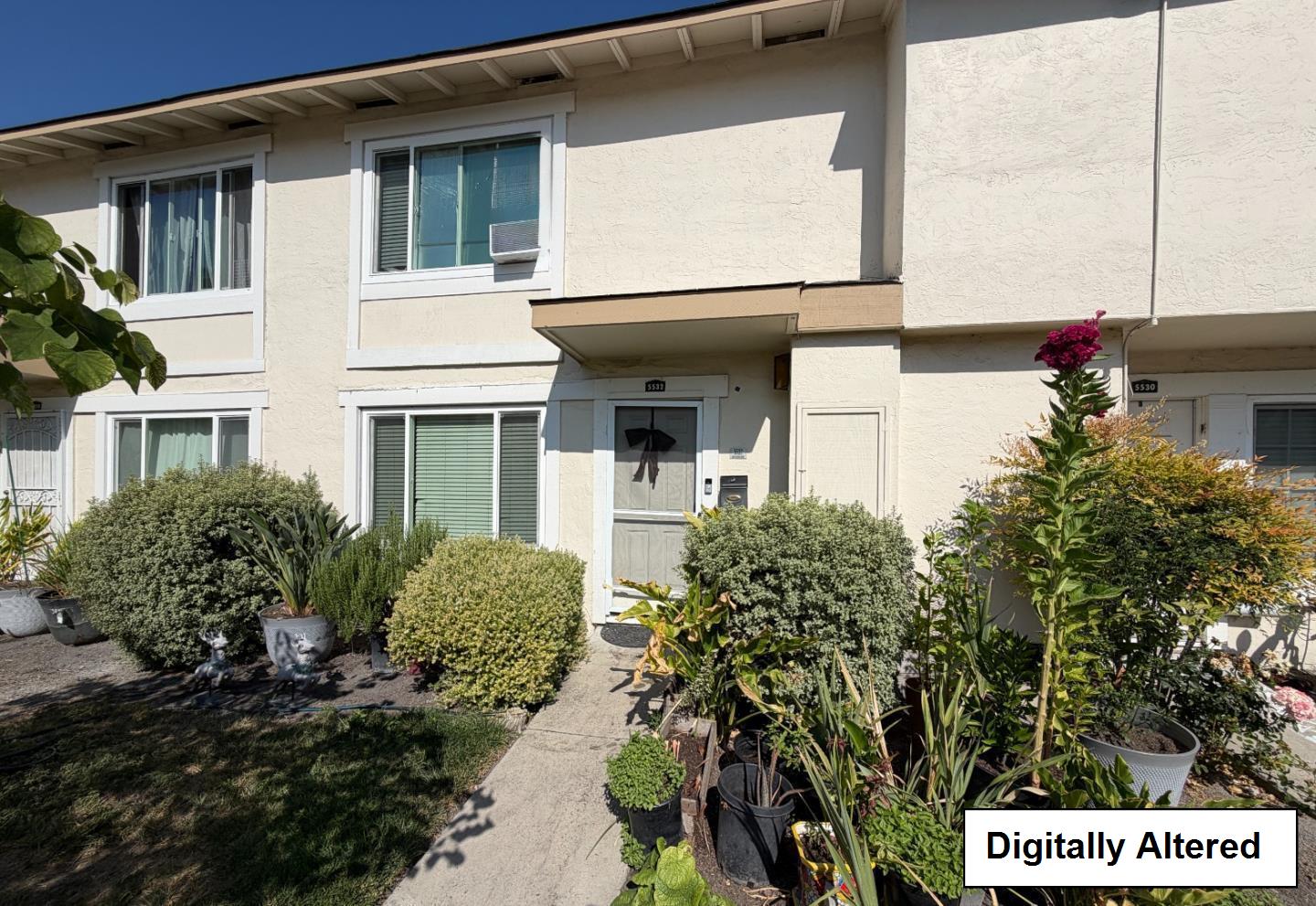 Front Image Thumbnail for ML82057431