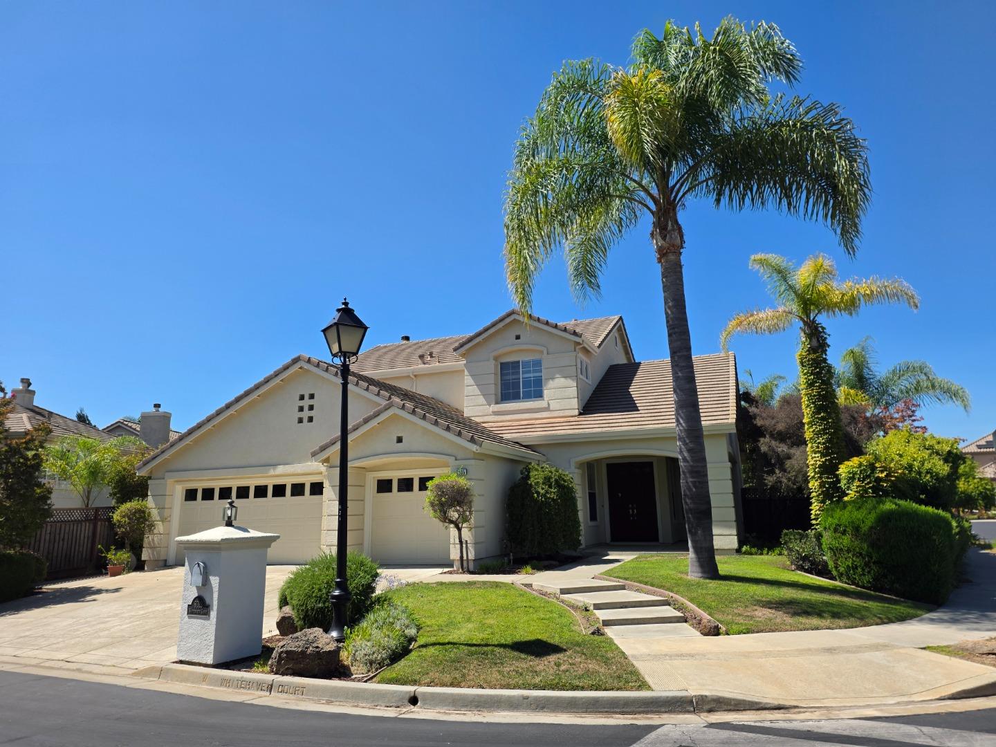 6035 Whitehaven CT