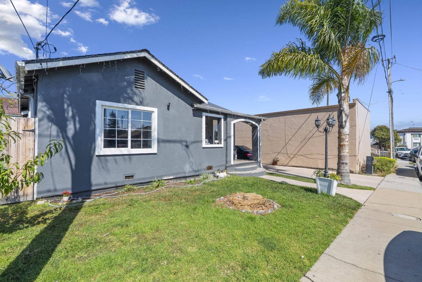12 Eastern DR, Watsonville, CA 95076, Photo 2