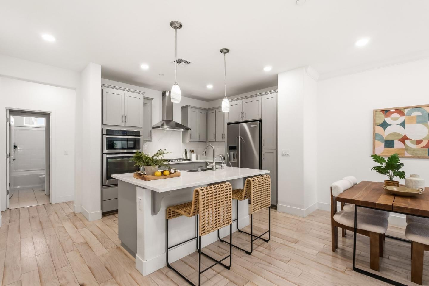 1937 Galileo LN, SanJose, CA 95133, Photo 4