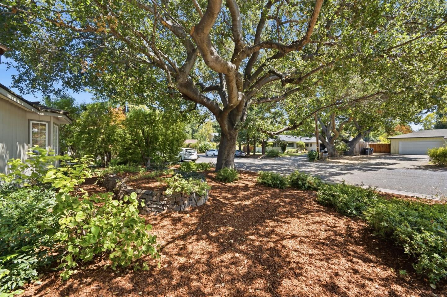 1021 Alegre AVE, LosAltos, CA 94024, Photo 6