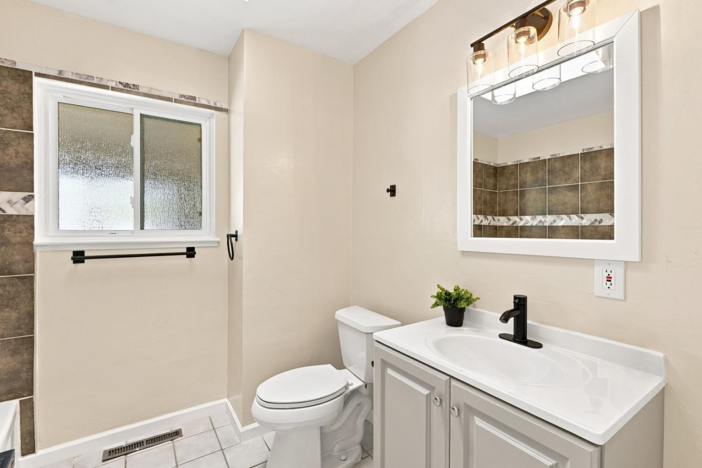 92 Welle Rd, Crockett, CA 94525 photo 32