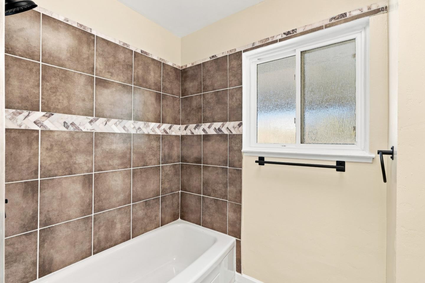 92 Welle Rd, Crockett, CA 94525 photo 33