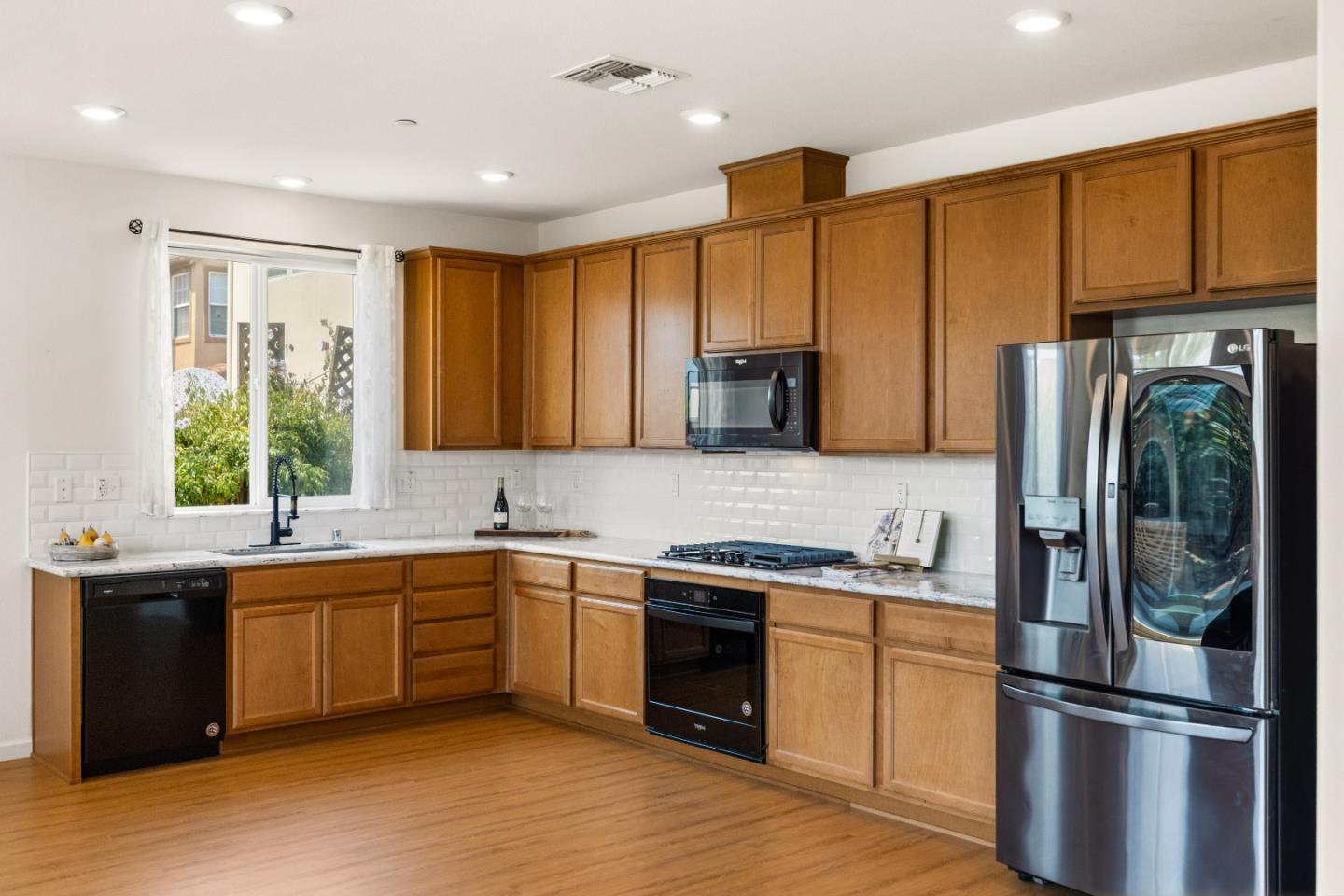 6 Campania CIR, Salinas, CA 93905, Photo 5
