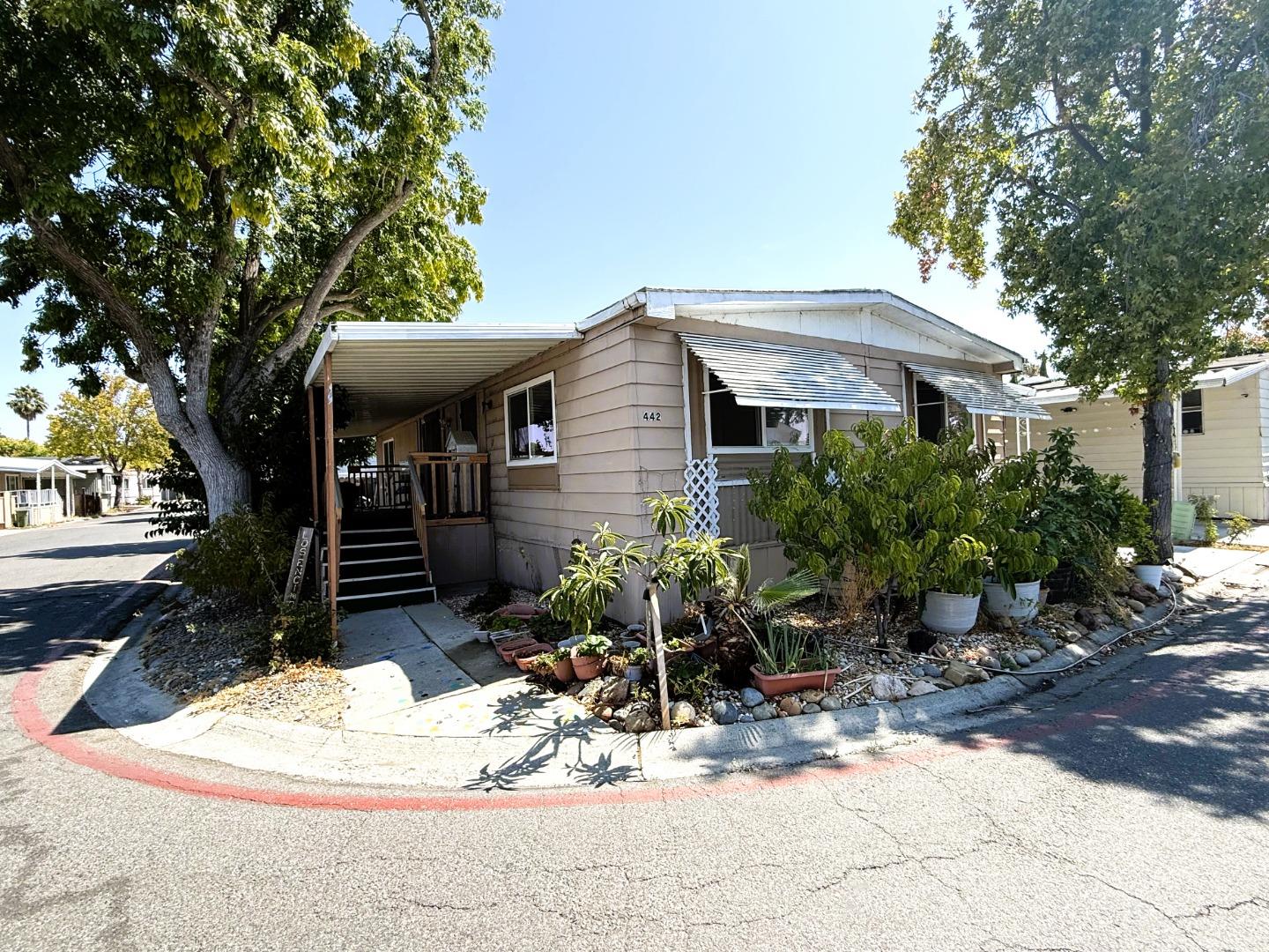 Front Image Thumbnail for ML82057754