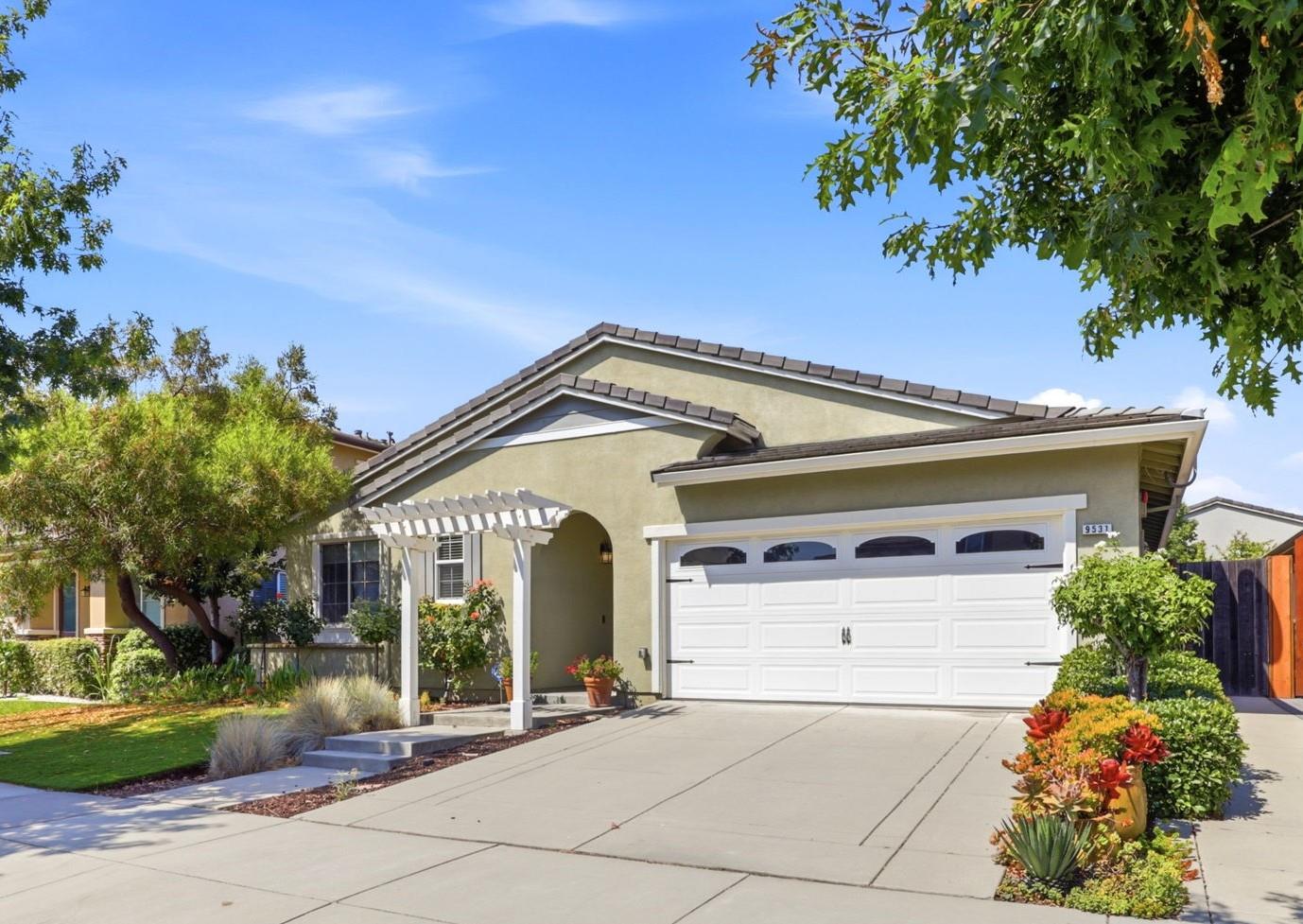 9531 Rodeo DR, Gilroy, CA 95020, Photo 2