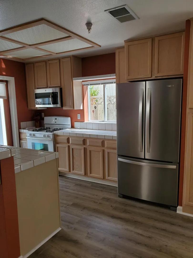 106 Village CIR, SantaCruz, CA 95060, Photo 6
