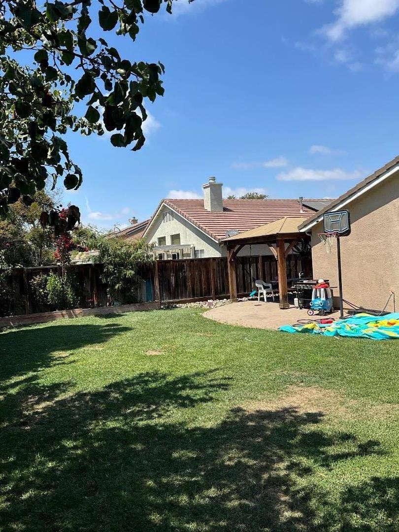 2560 Glenview Dr, Hollister, CA 95023 photo 17