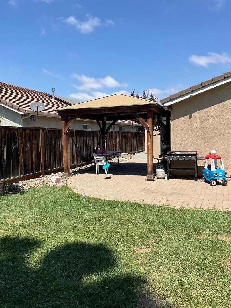 2560 Glenview Dr, Hollister, CA 95023 photo 9