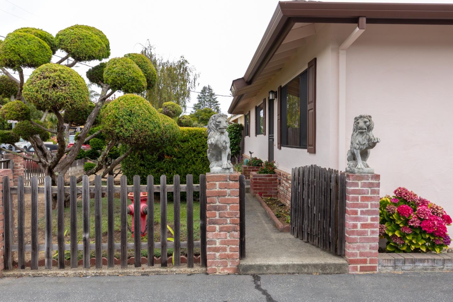 2520 Howe ST, SantaCruz, CA 95065, Photo 2