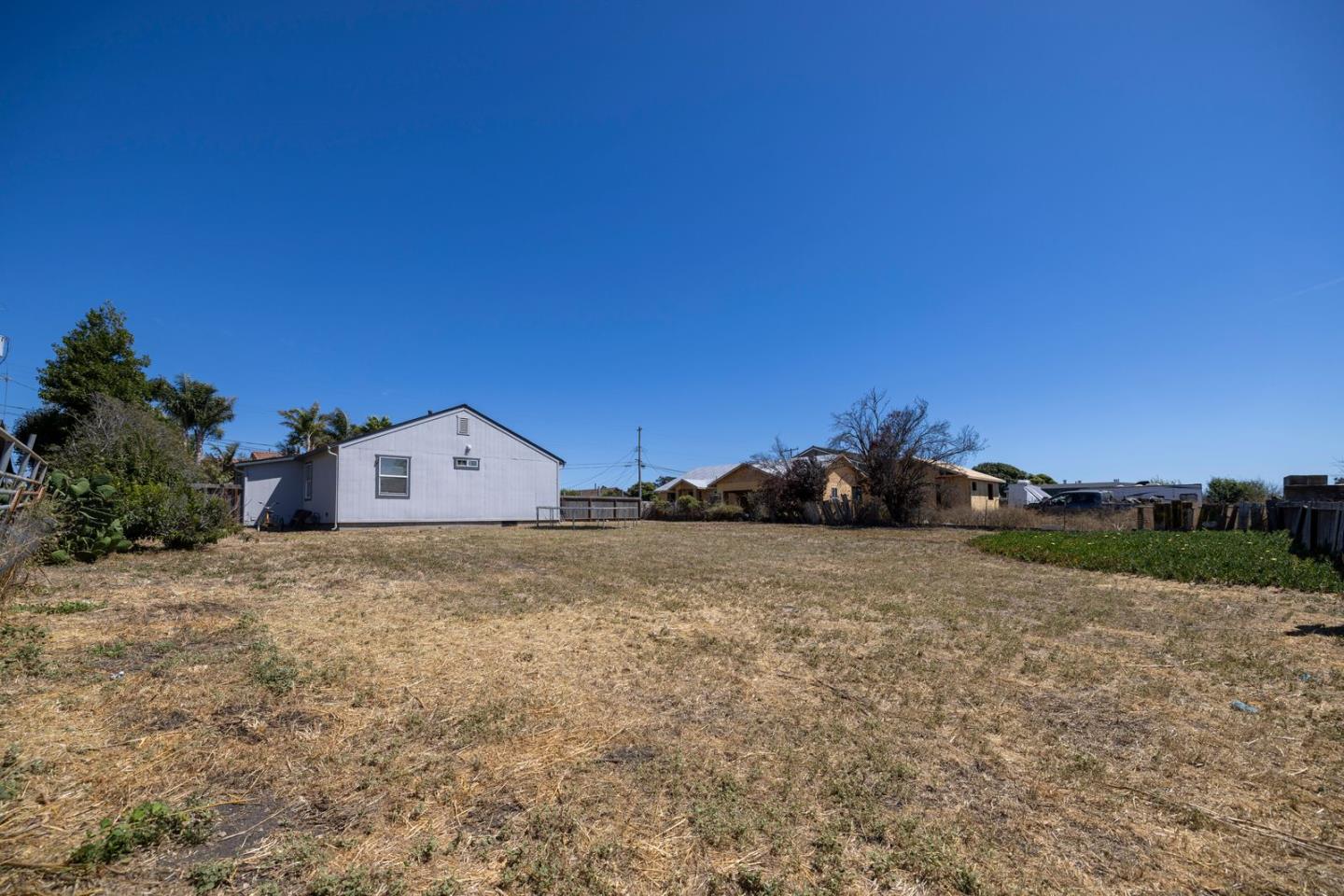 323 Addington LN, Salinas, CA 93907, Photo 3