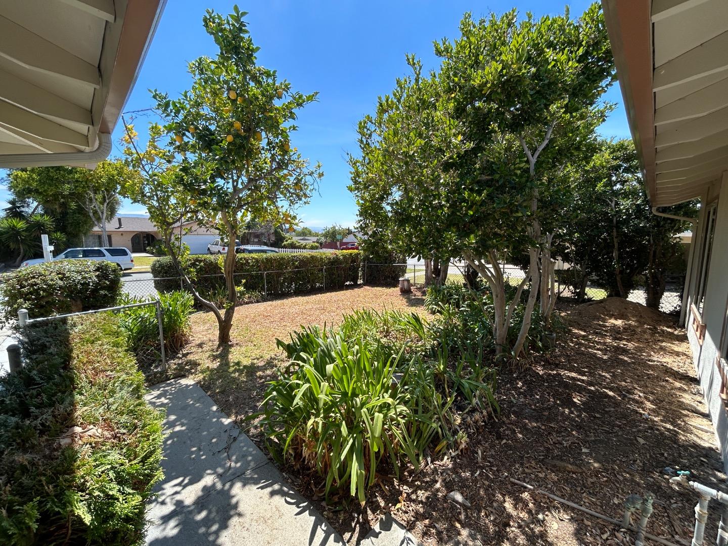 633 Saint George DR, Salinas, CA 93905, Photo 4