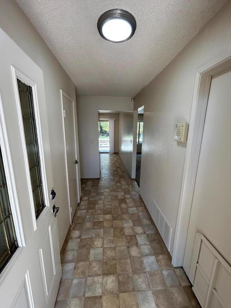633 Saint George DR, Salinas, CA 93905, Photo 5