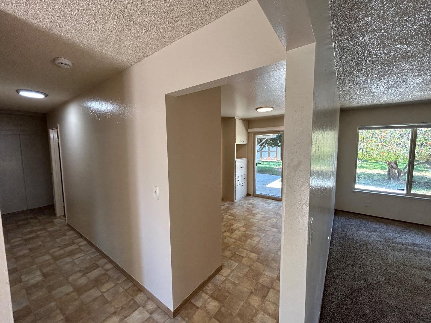633 Saint George DR, Salinas, CA 93905, Photo 7