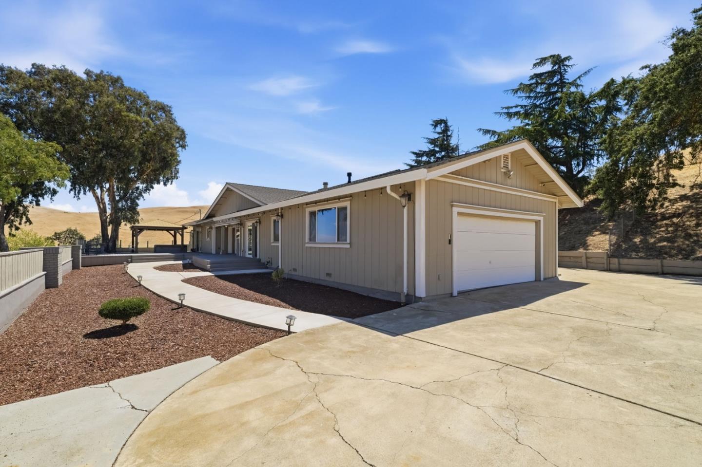 Hess RD, Concord, CA 94521, Photo 6