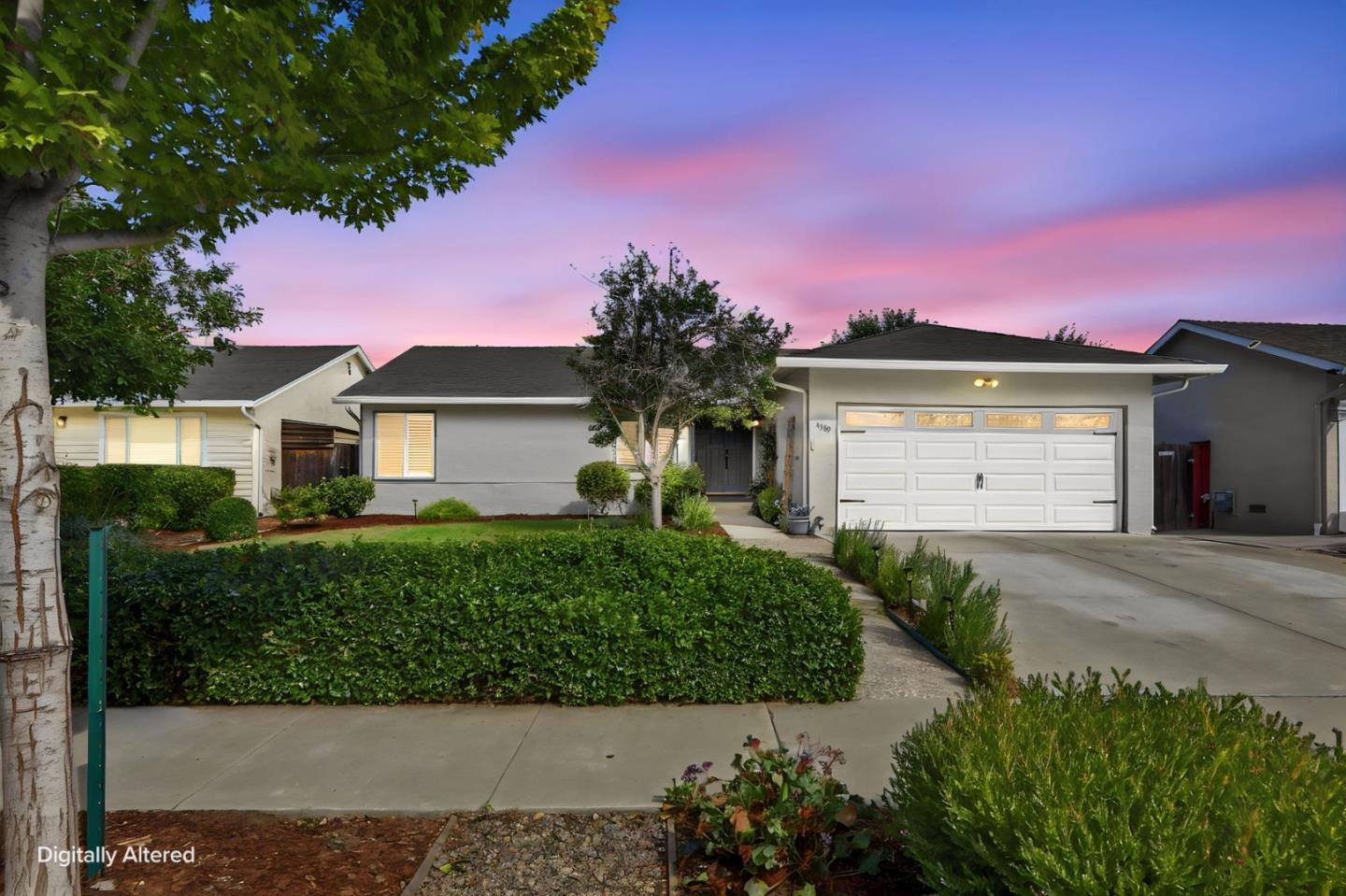 4389 Indigo DR