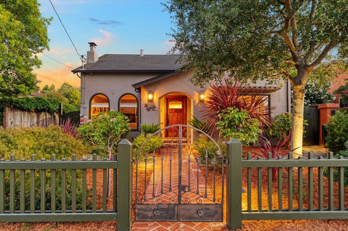 1229 Laurel ST, SantaCruz, CA 95060, Photo 2