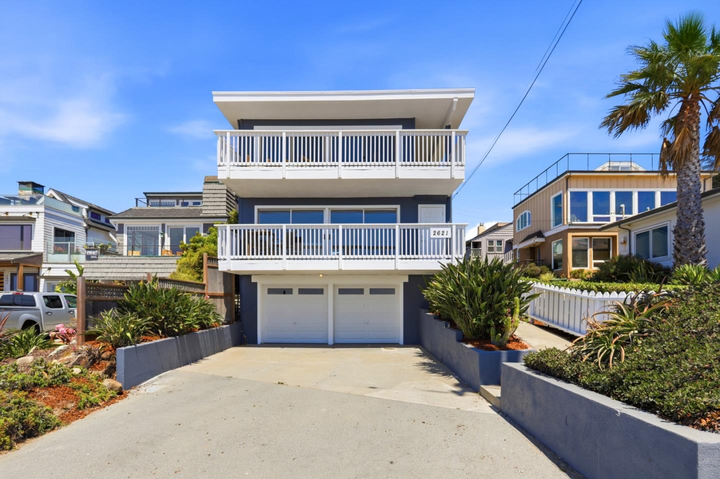 2621 E Cliff DR, SantaCruz 95062