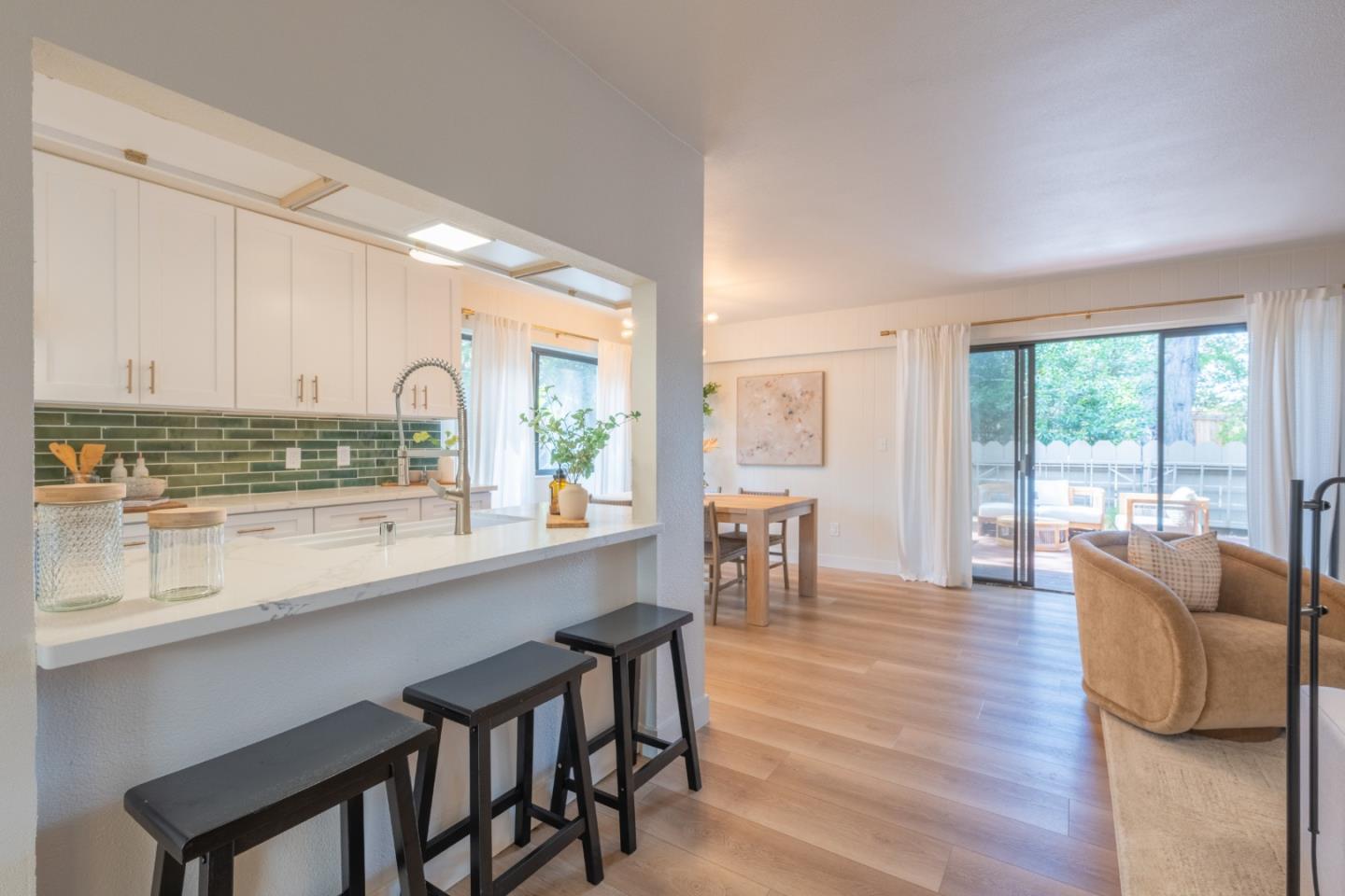 1360 Josselyn Canyon RD 33, Monterey, CA 93940, Photo 6