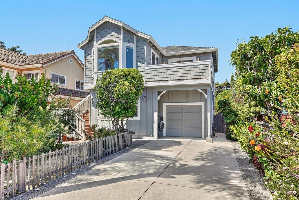 3813 Floral, SantaCruz 95062
