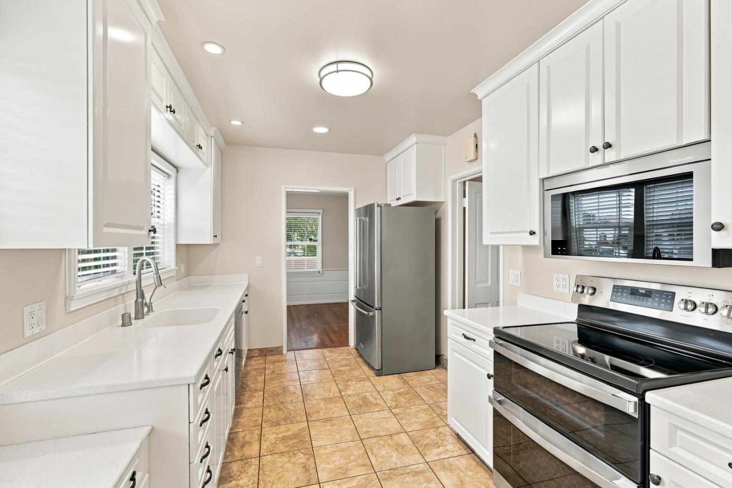 301 Lorimer ST, Salinas, CA 93901, Photo 2