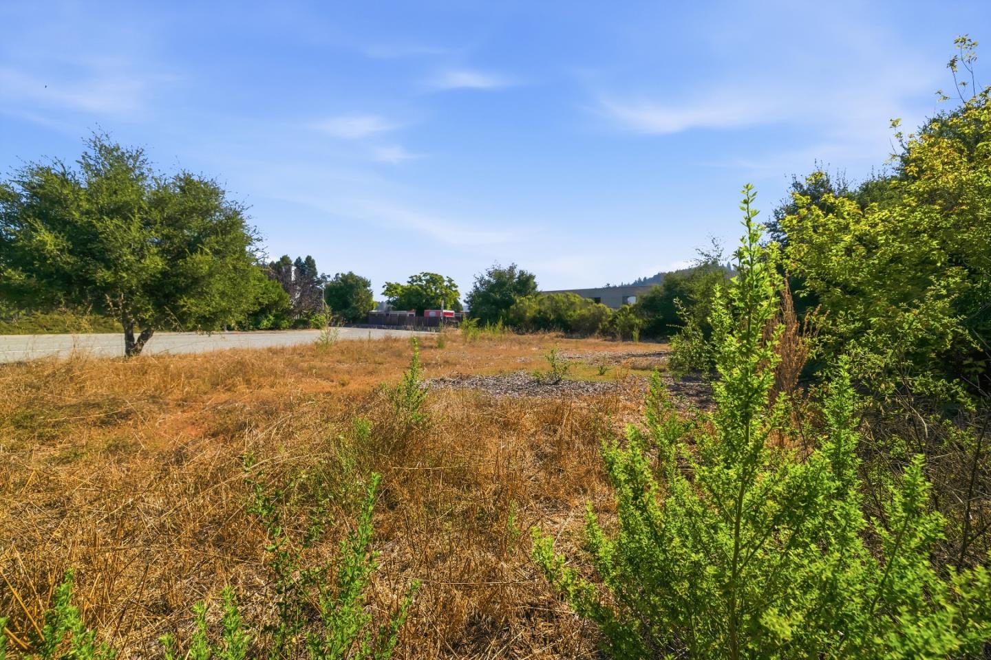 Front Image Thumbnail for ML82058318