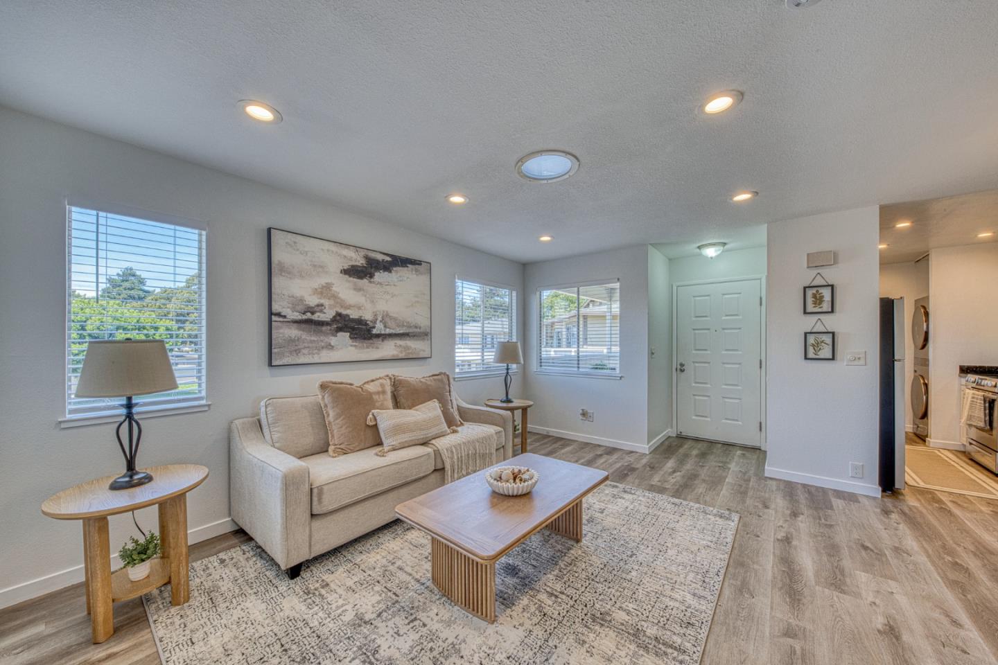 1889 Cherokee DR 4, Salinas, CA 93906, Photo 6
