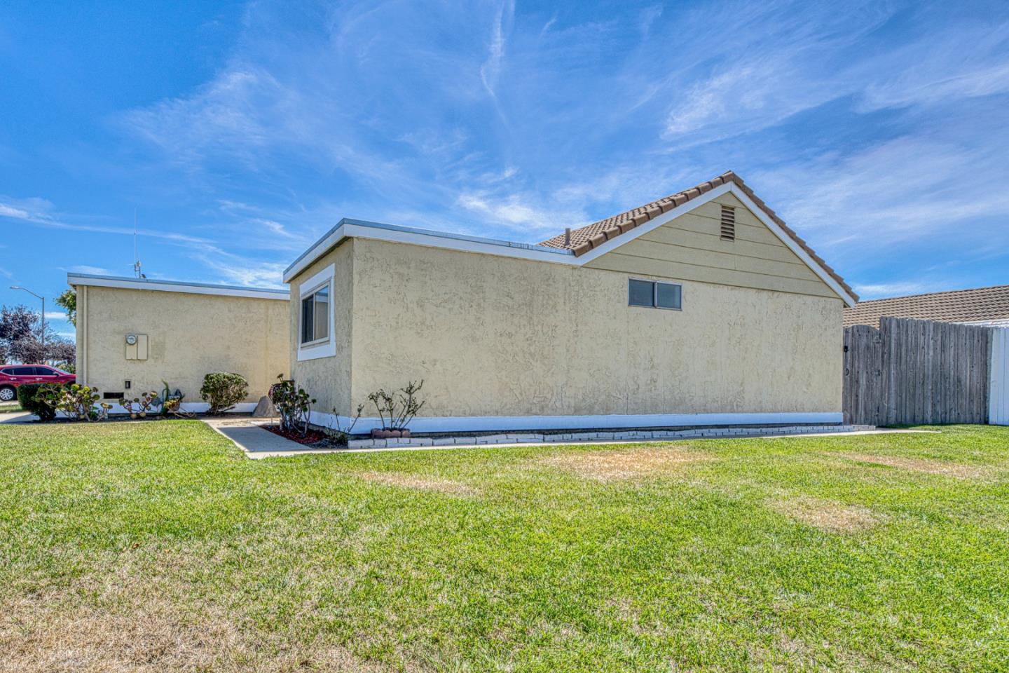 673 Alvarado CT, Salinas, CA 93907, Photo 3