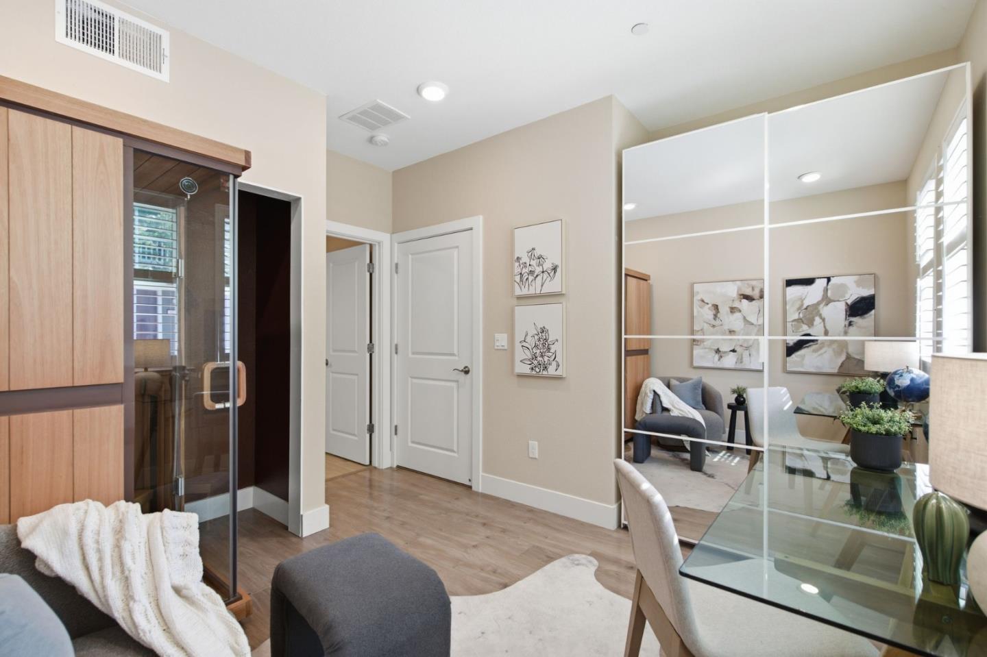 350 Circuit WAY, MountainView, CA 94043, Photo 6