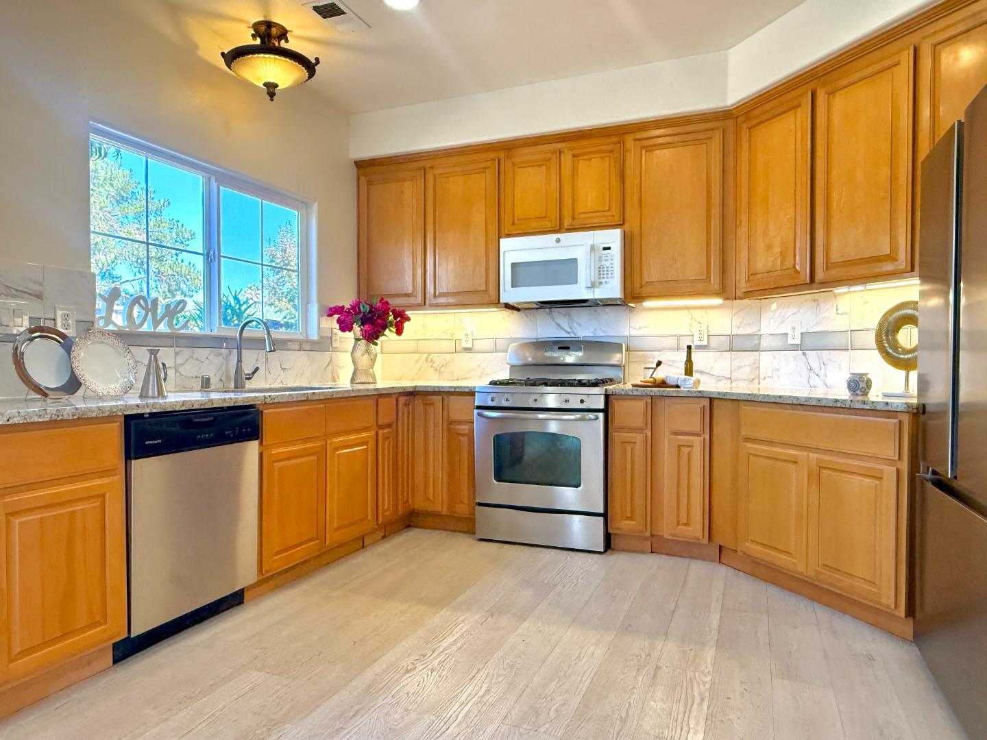 Creekside CT, Gilroy, CA 95020, Photo 7