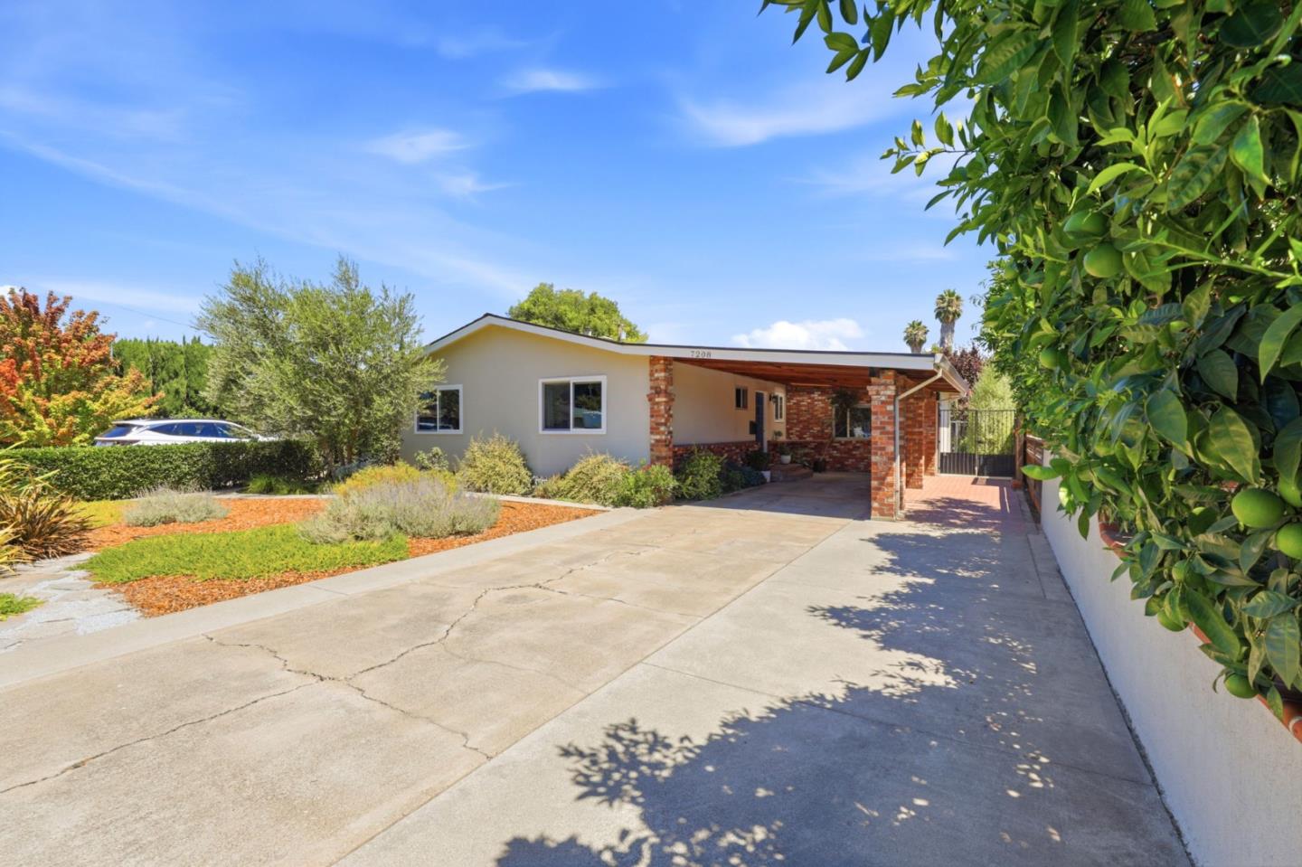 7208 Carmel ST, Gilroy, CA 95020, Photo 2