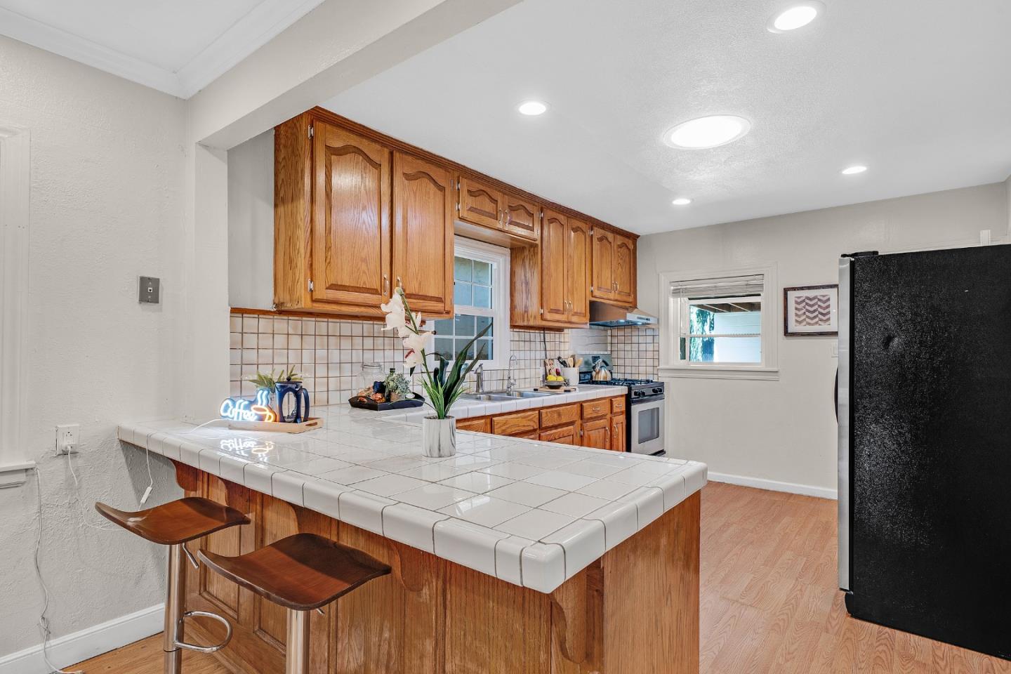 621 Macarthur AVE, RedwoodCity, CA 94063, Photo 7