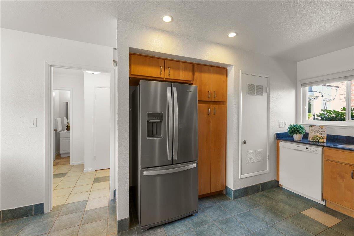 1508 Wildrose WAY, MountainView, CA 94043, Photo 7