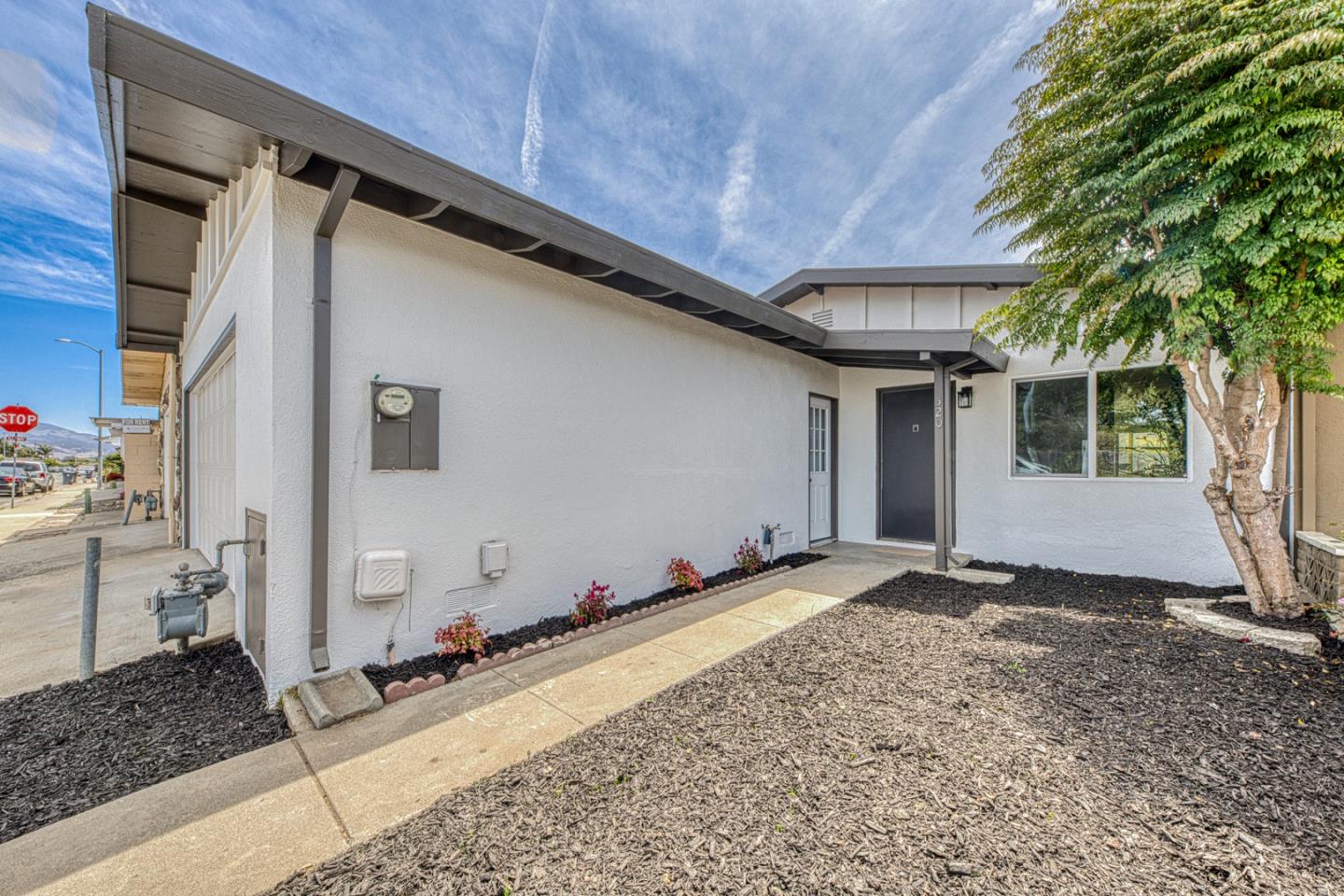 520 Calaveras DR, Salinas, CA 93906, Photo 2