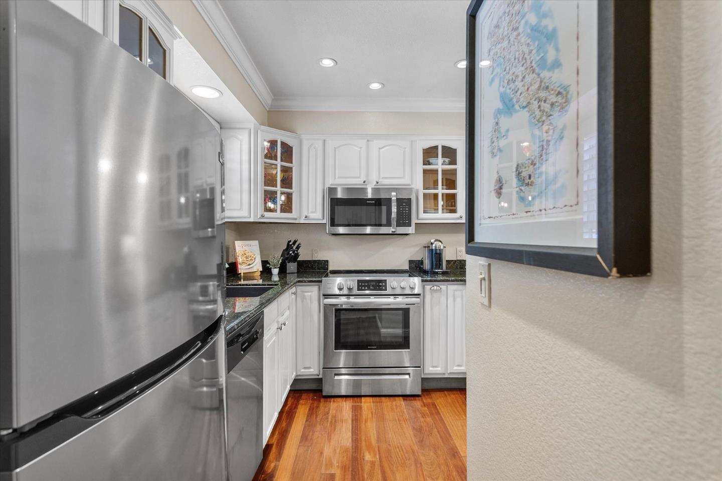 1555 Cherry ST 4, SanCarlos, CA 94070, Photo 7