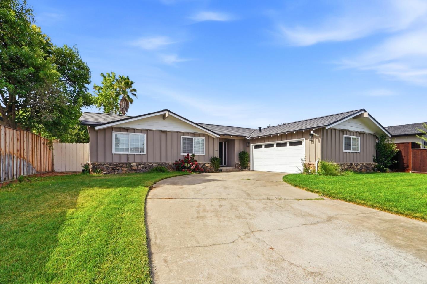 1310 Cedar CT, Gilroy, CA 95020, Photo 2