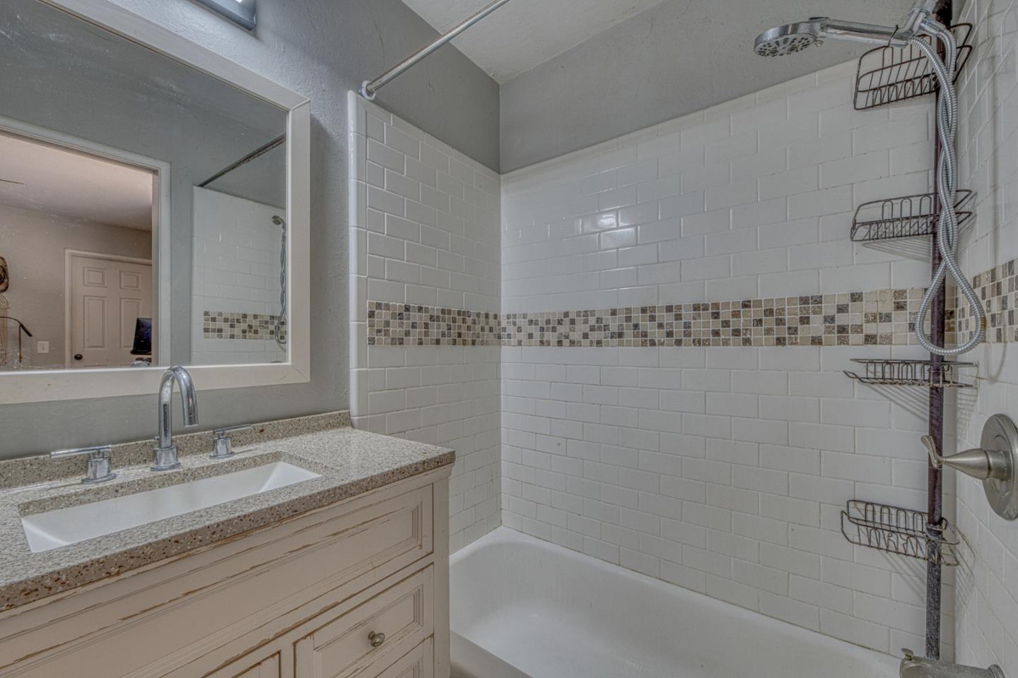 665 Paradise Rd # B, Elkhorn, CA 93907 photo 15
