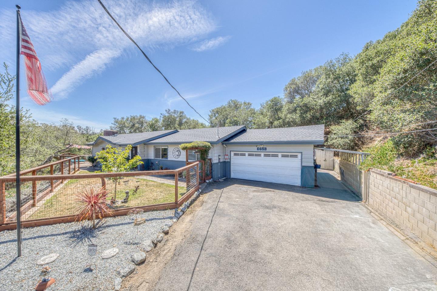 665 Paradise RD B, Salinas, CA 93907, Photo 2
